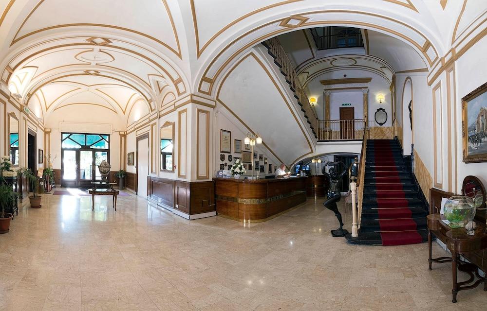 Hotel Dei Principati Baronissi Buitenkant foto